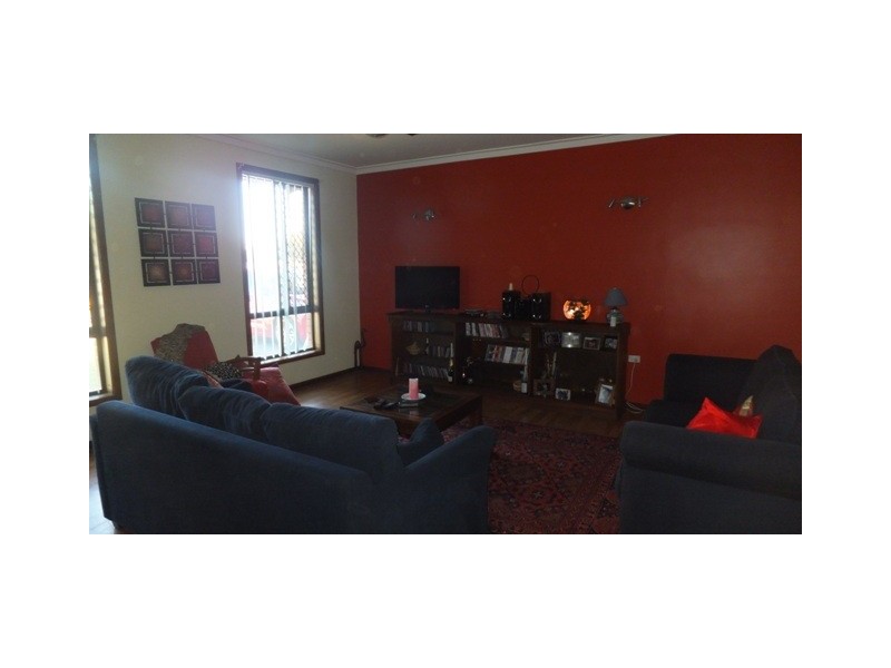 1 SALMOND COURT, Carnarvon WA 6701