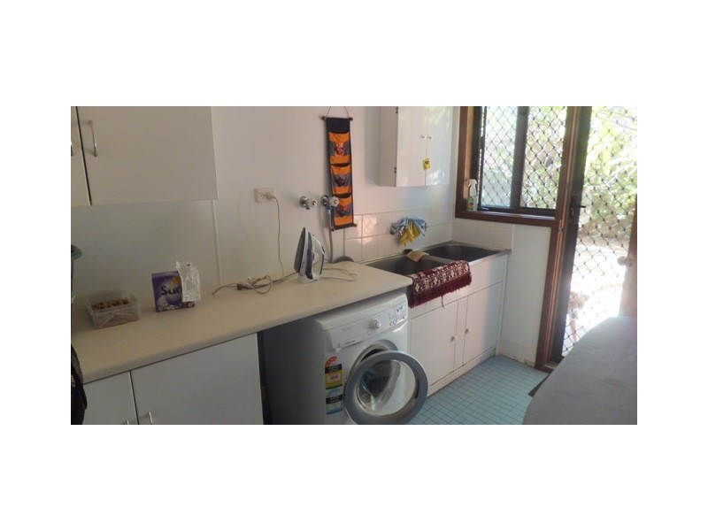 1 SALMOND COURT, Carnarvon WA 6701