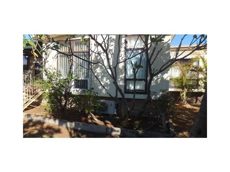 27 WHEELOCK WAY, Carnarvon WA 6701