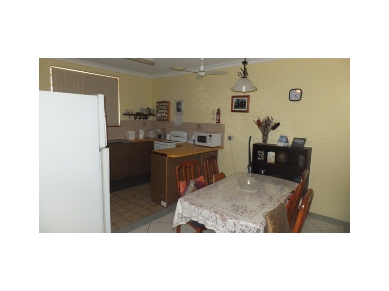 10B BUZOLIC COURT, Carnarvon WA 6701