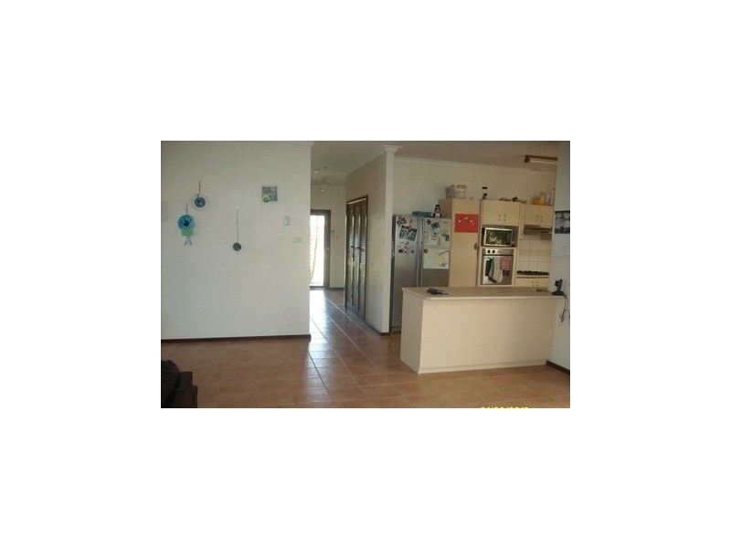 3 MEIKLEJOHN CRESCENT, Carnarvon WA 6701