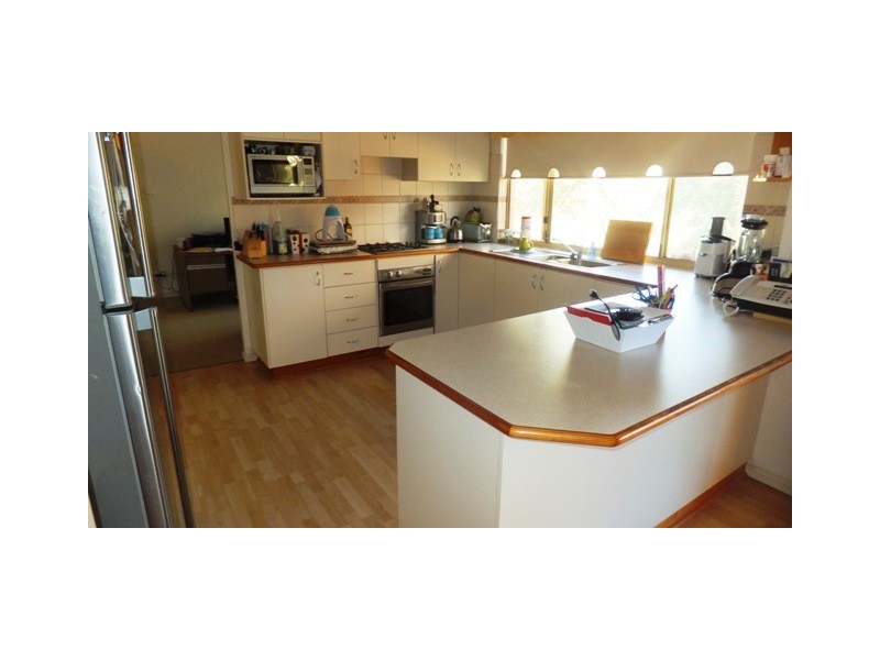 25 Finnerty Street, Carnarvon WA 6701