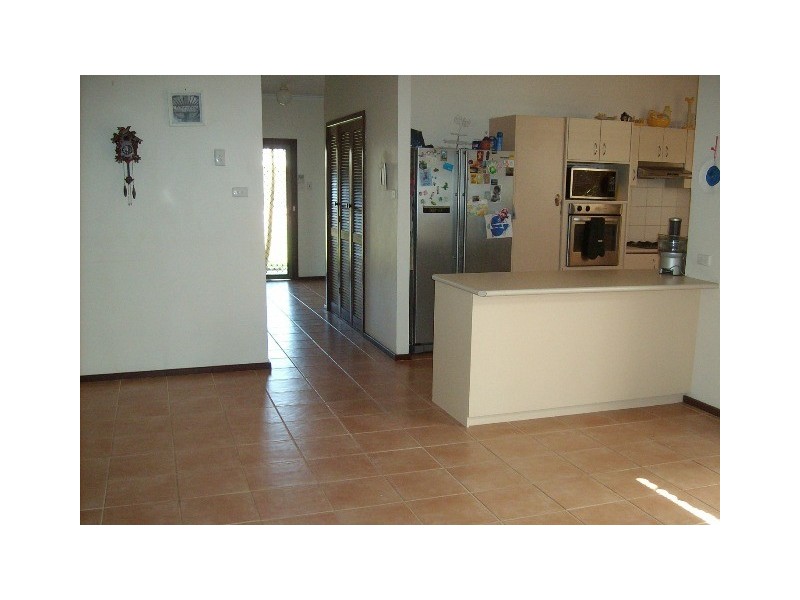 3 Meiklejohn Crescent, Carnarvon WA 6701