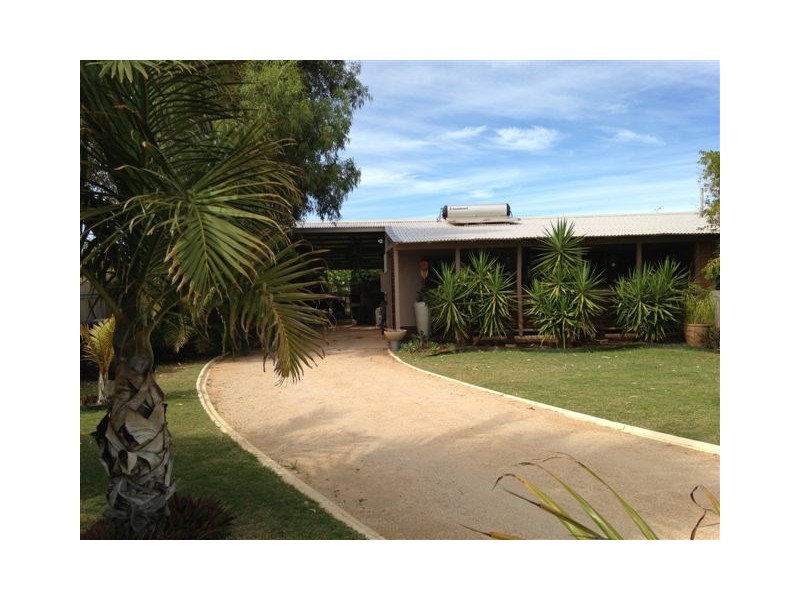 6B PRATT COURT, Carnarvon WA 6701