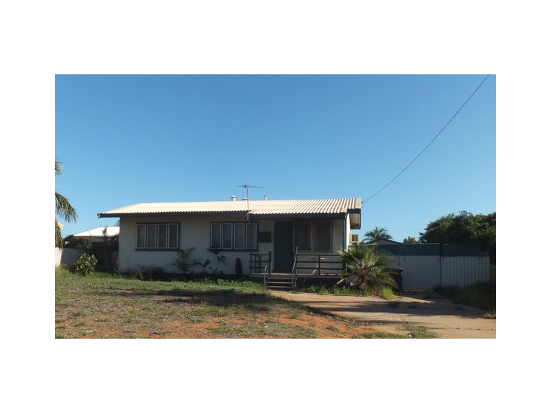 18 McNish Street SOUTH, Carnarvon WA 6701