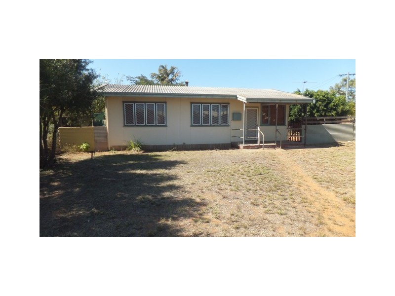 19 McNish Street SOUTH, Carnarvon WA 6701