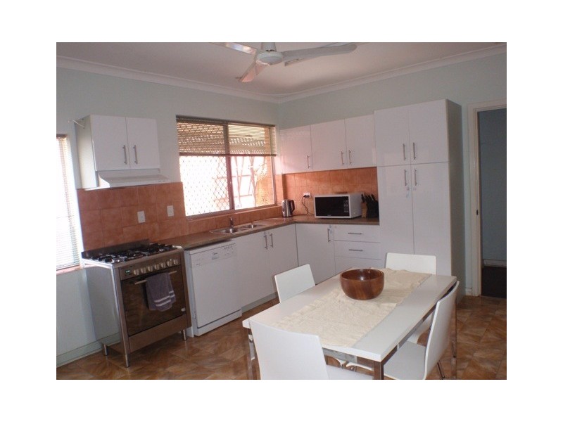 27 HUBBLE STREET, Carnarvon WA 6701