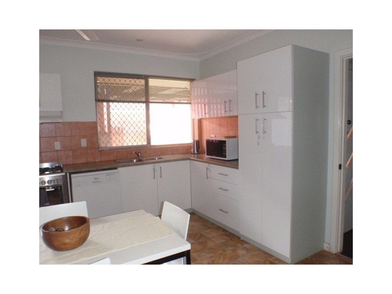 27 HUBBLE STREET, Carnarvon WA 6701