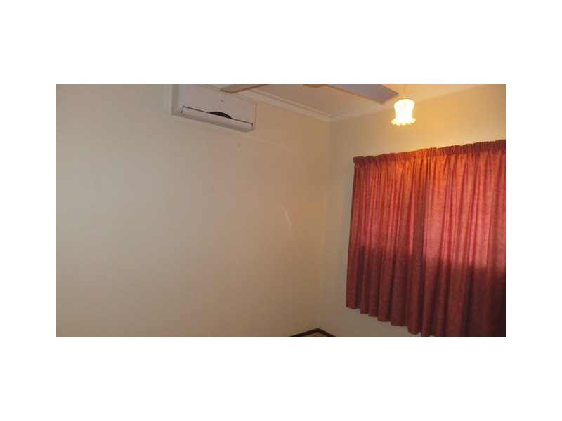 11B Fane Crescent, Brockman,, Carnarvon WA 6701