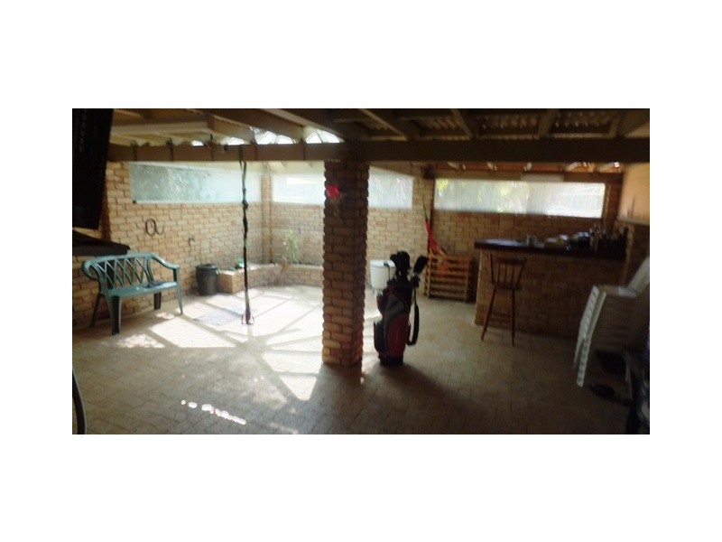 4 HOULAHAN CRESCENT, Carnarvon WA 6701