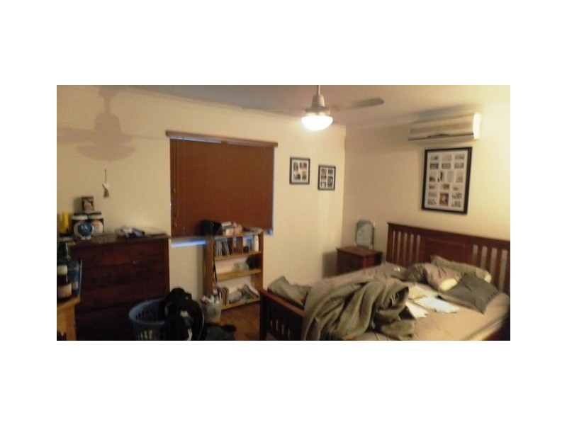 4 HOULAHAN CRESCENT, Carnarvon WA 6701