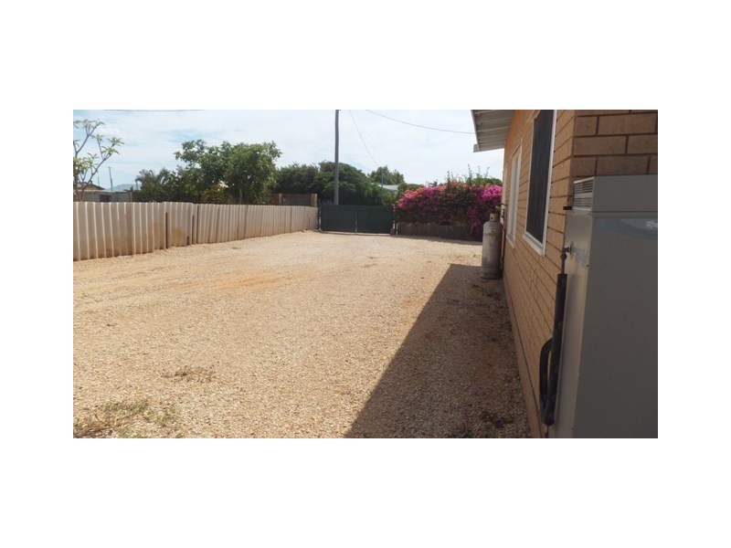32 McLeod Street, Carnarvon WA 6701