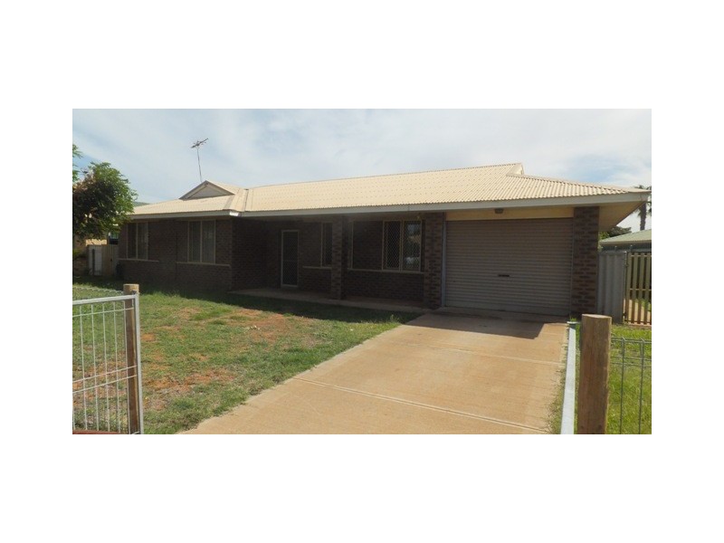 18 Meiklejohn Crescent, Brockman,, Carnarvon WA 6701