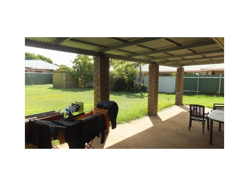 18 Meiklejohn Crescent, Carnarvon WA 6701