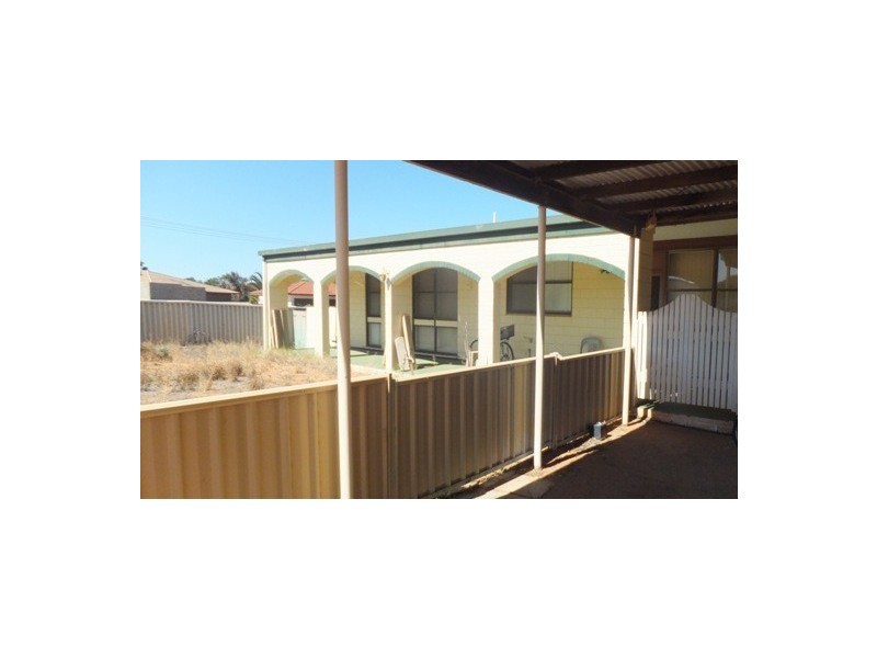 9 Richards Street, Brockman, Carnarvon WA 6701