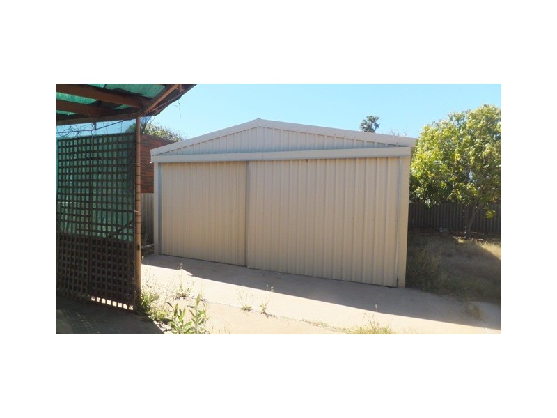 24 Castrini Crescent, Brockman, Carnarvon WA 6701