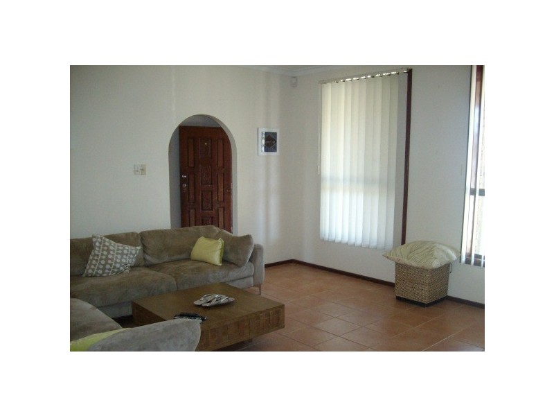 3 Meiklejohn Crescent, Brockman, Carnarvon WA 6701