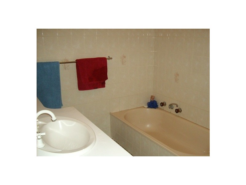 3 Meiklejohn Crescent, Brockman, Carnarvon WA 6701