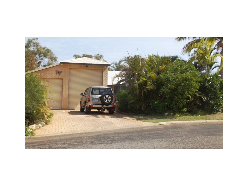 9 Skinner Street, Carnarvon WA 6701