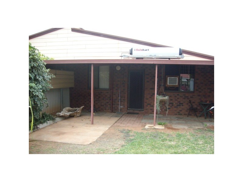 10A Buzolic Court, Carnarvon WA 6701