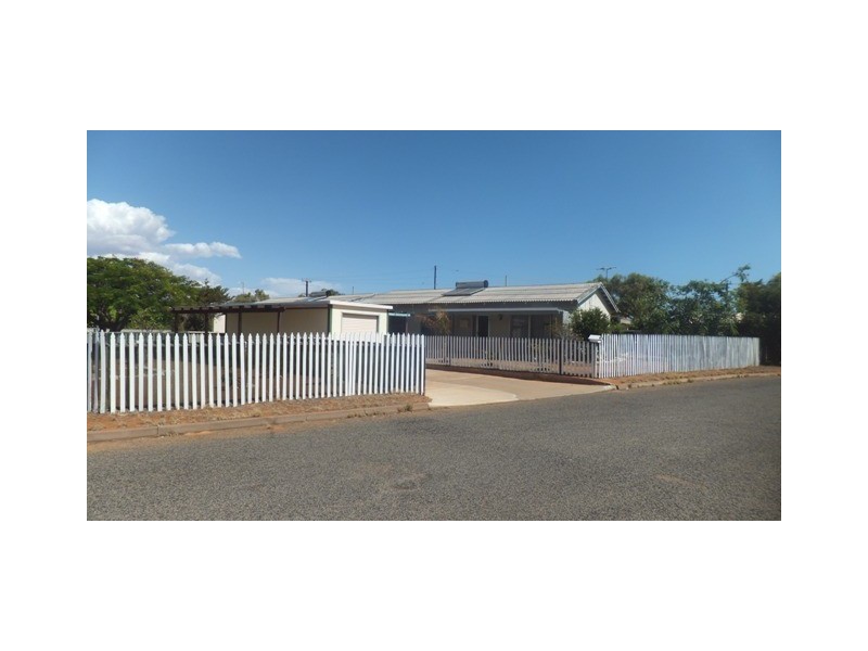 5 Carroll Way, Carnarvon WA 6701