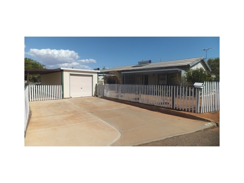 5 Carroll Way, Carnarvon WA 6701