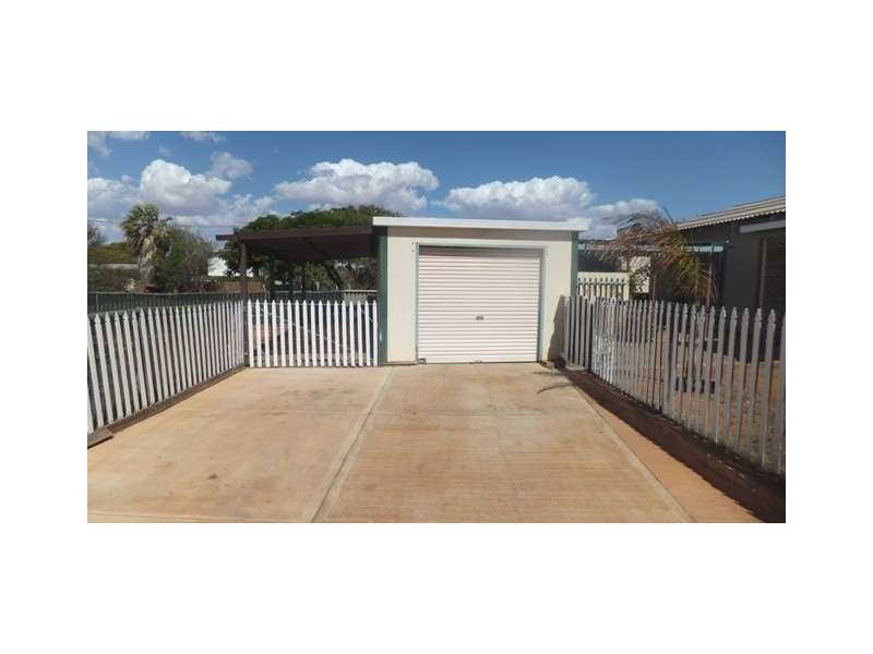 5 Carroll Way, Carnarvon WA 6701