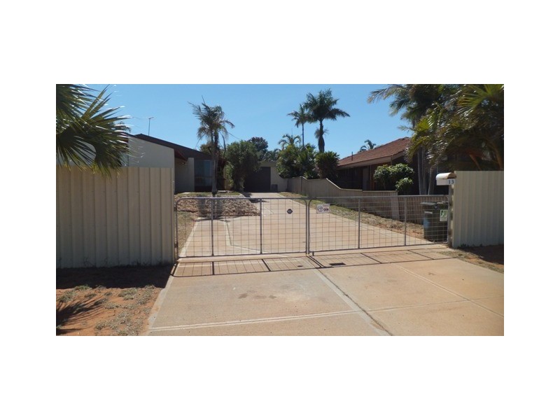 13 Fleming Street, East Carnarvon, Carnarvon WA 6701