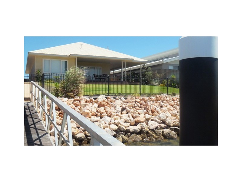 19 JAAGA COVE, Carnarvon WA 6701