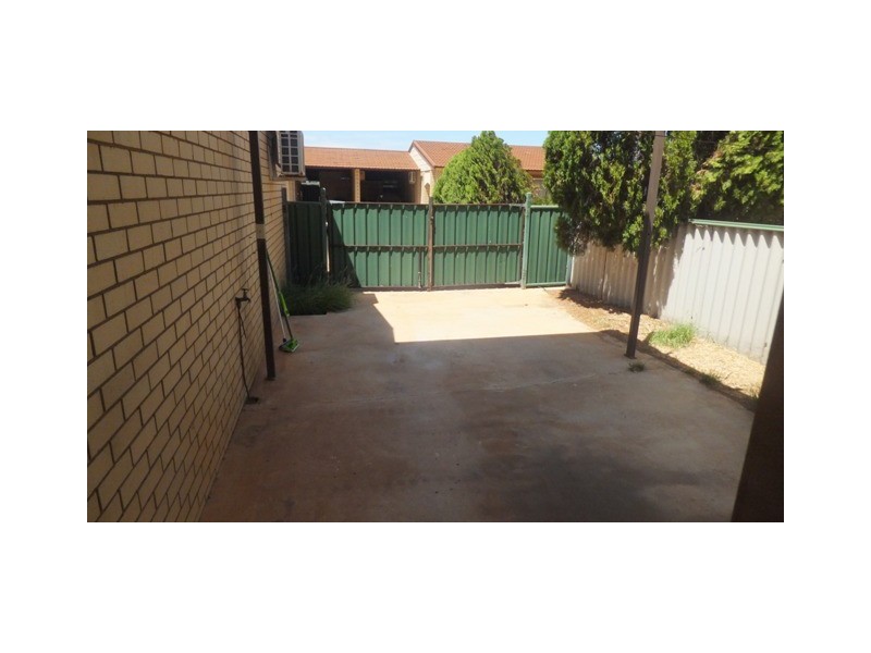 Unit 7 / 19 Marmion Street, Carnarvon WA 6701