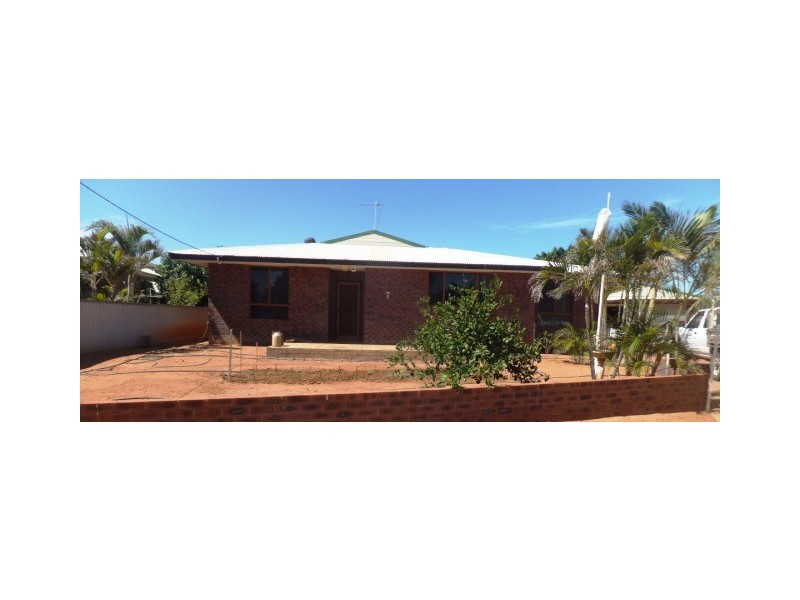 7 Buzolic Court Brockman, Carnarvon WA 6701