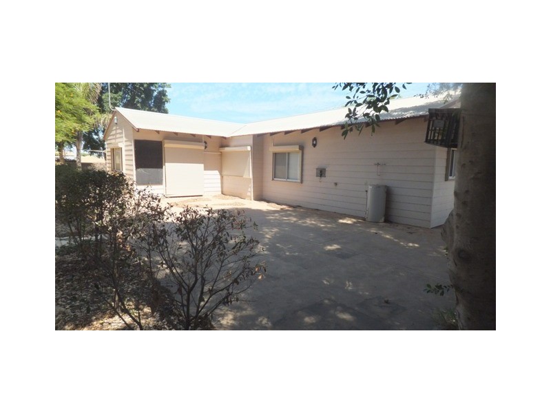 113 BOUNDARY ROAD, Carnarvon WA 6701