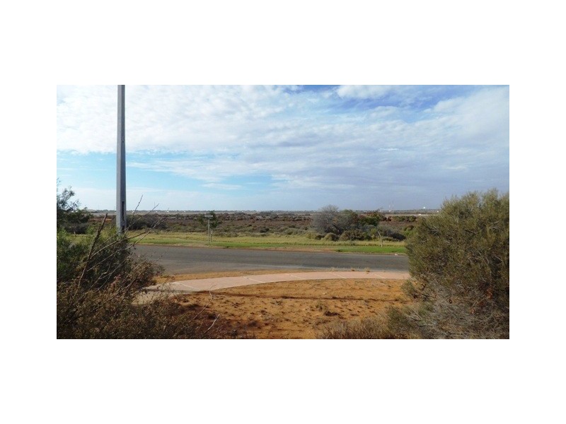 124 CARNARVON ROAD, Carnarvon WA 6701