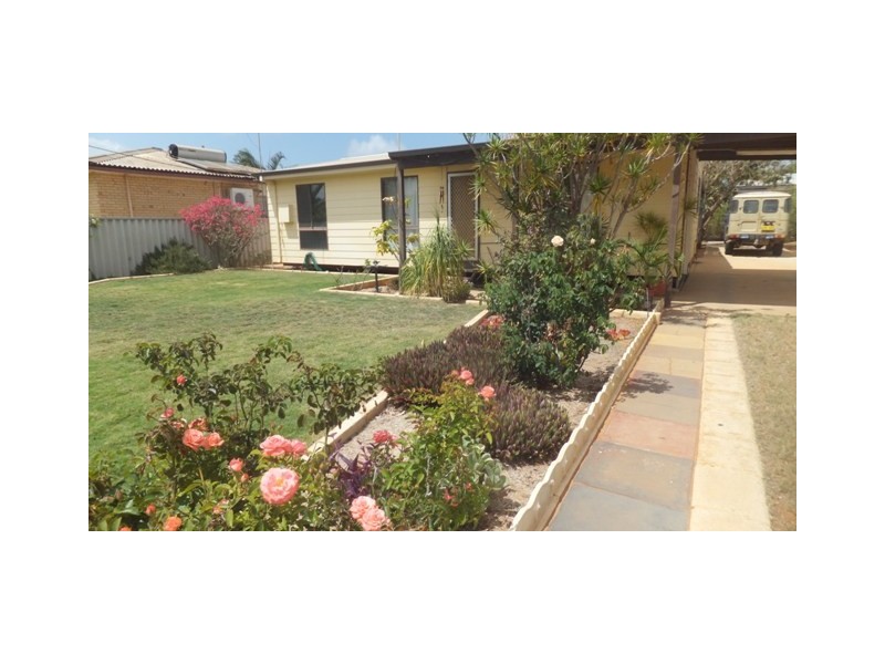 19 Saw Street, Carnarvon WA 6701