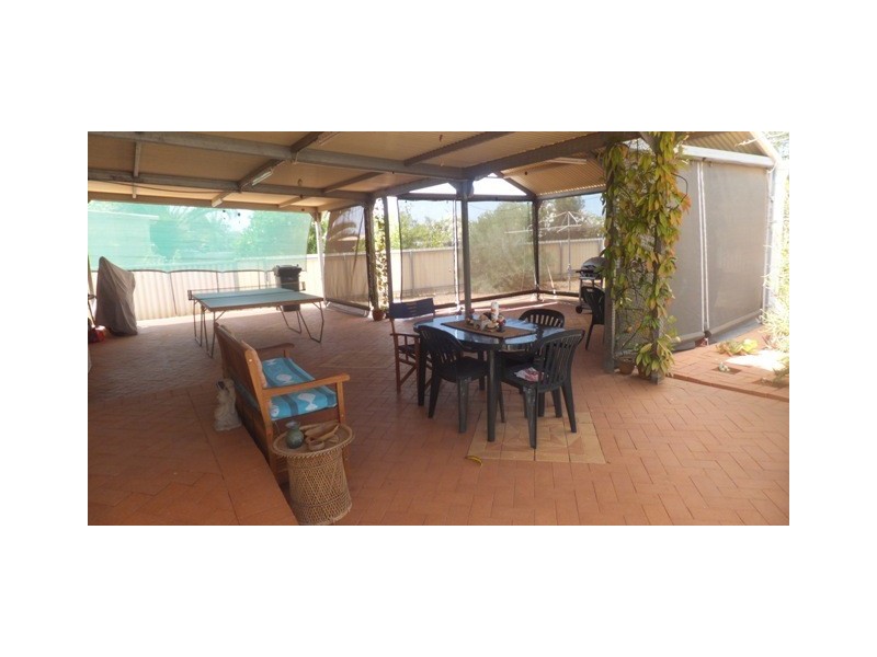 19 Saw Street, Carnarvon WA 6701