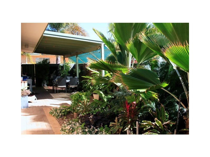 Unit 8/60 Douglas Street, Carnarvon WA 6701