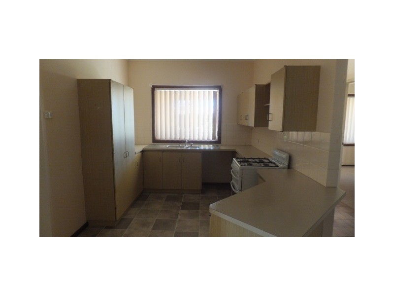 3 Buzolic Court, Carnarvon WA 6701