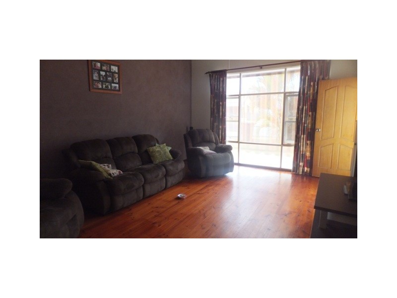 52 Cleaver Street, Carnarvon WA 6701