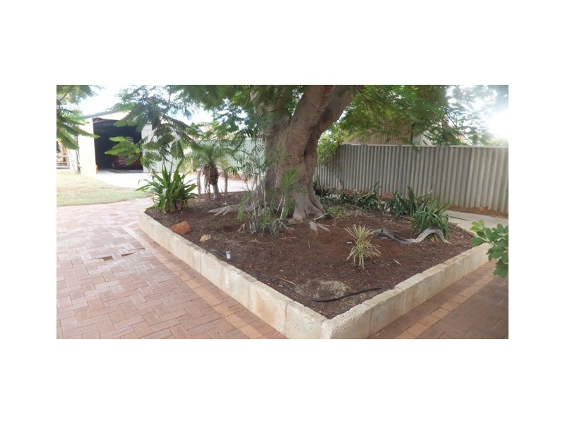 52 Cleaver Street, Carnarvon WA 6701