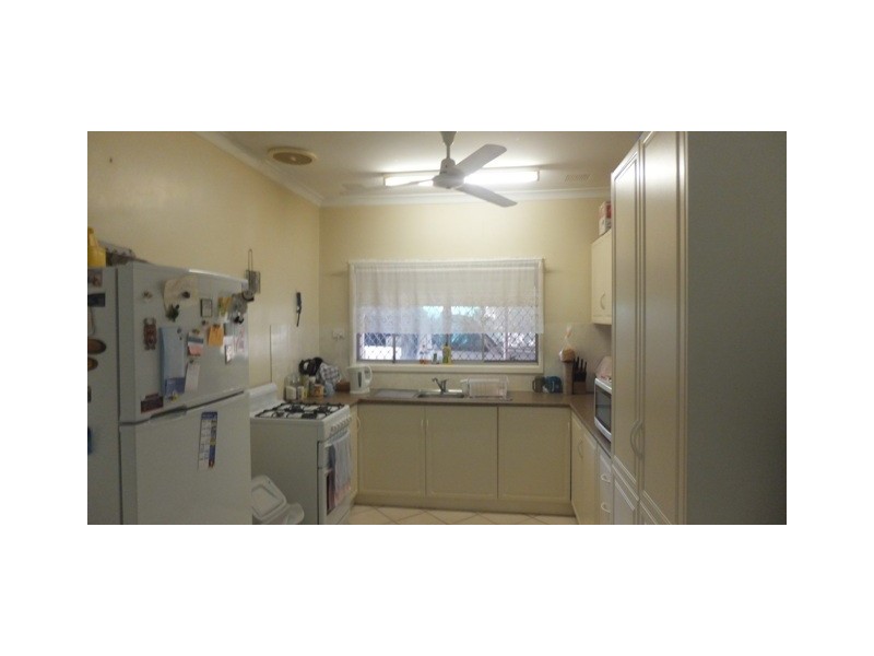 7 Tuckey Court, Carnarvon WA 6701