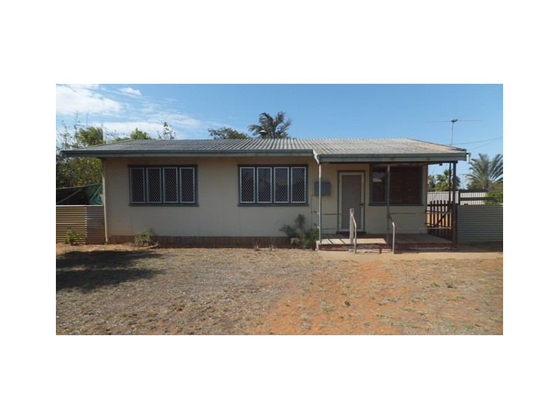 19 McNish Street, Carnarvon WA 6701