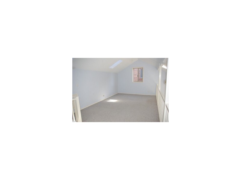 2/65A Pecks Road, North Richmond NSW 2754