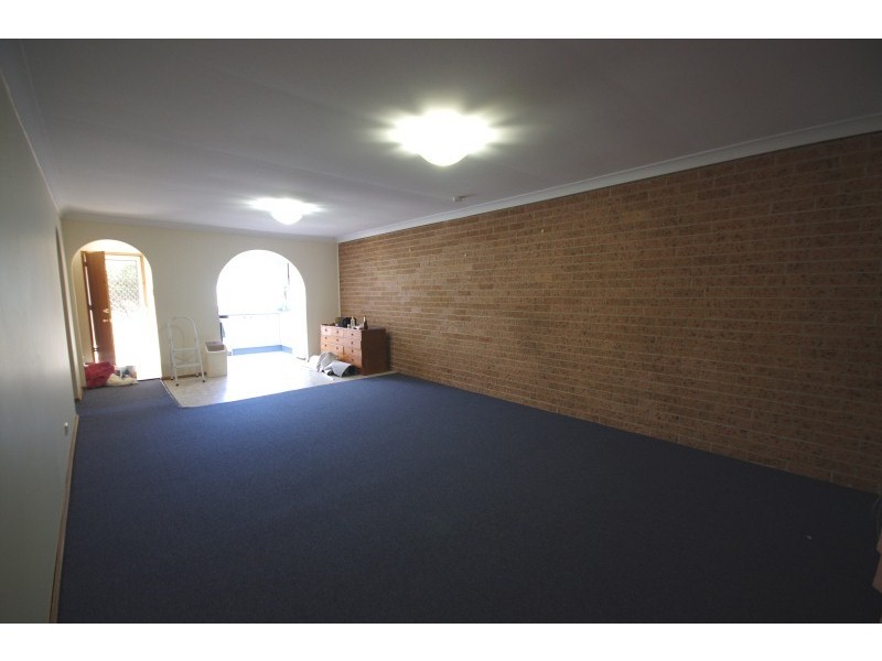 2/200 Mileham Street, South Windsor NSW 2756