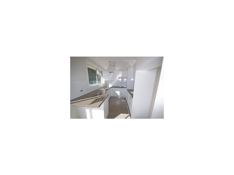 2/107 Lennox Street, Richmond NSW 2753