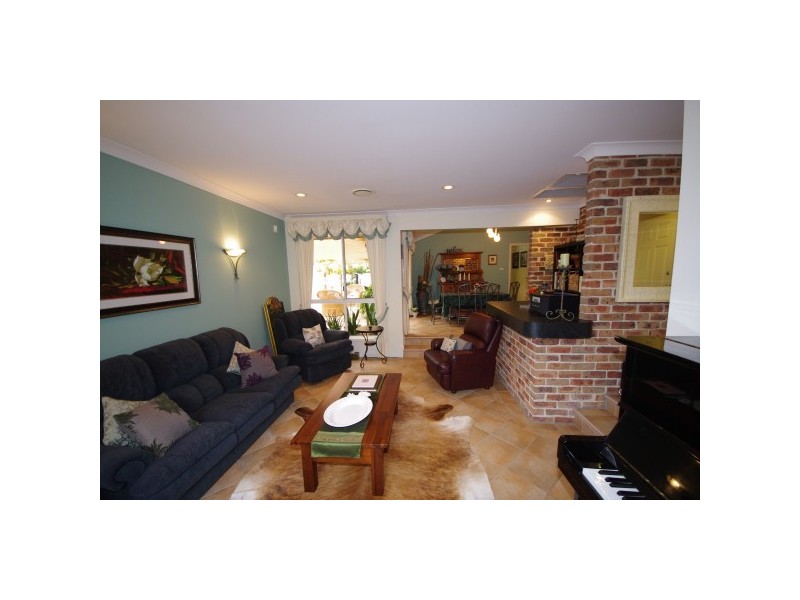 13 Rich Close, Bligh Park NSW 2756