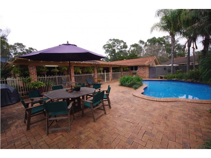 13 Rich Close, Bligh Park NSW 2756