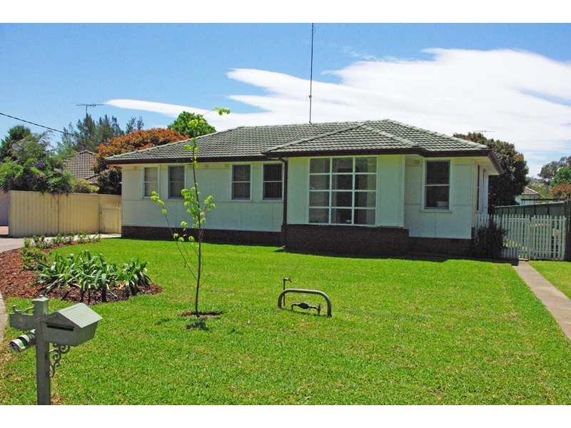 11 Ducker Avenue, Richmond NSW 2753