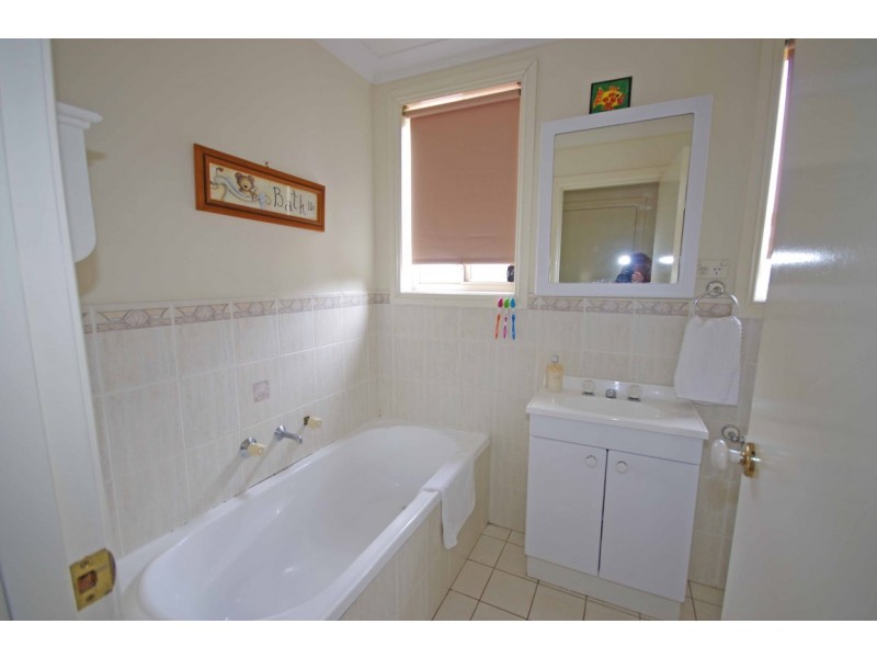 3-100 WINDSOR   STREET, Richmond NSW 2753