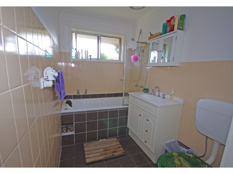 2-22 GIBSON STREET, Richmond NSW 2753