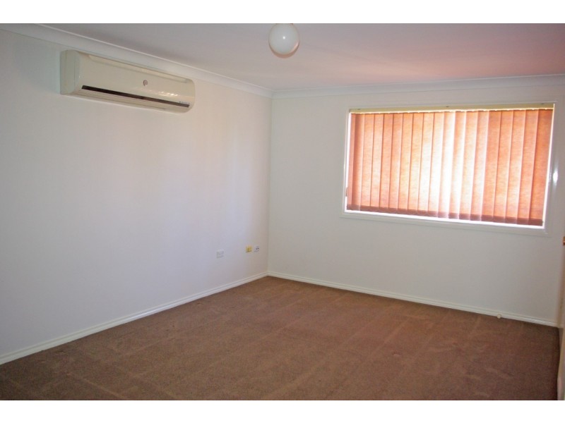 2 – 131 Lennox Street,, Richmond NSW 2753